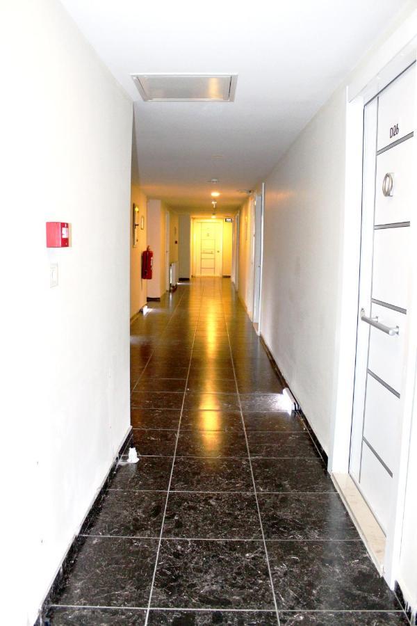 White Crown Apartman Ve Yasam Merkezi Istanbul Exterior foto