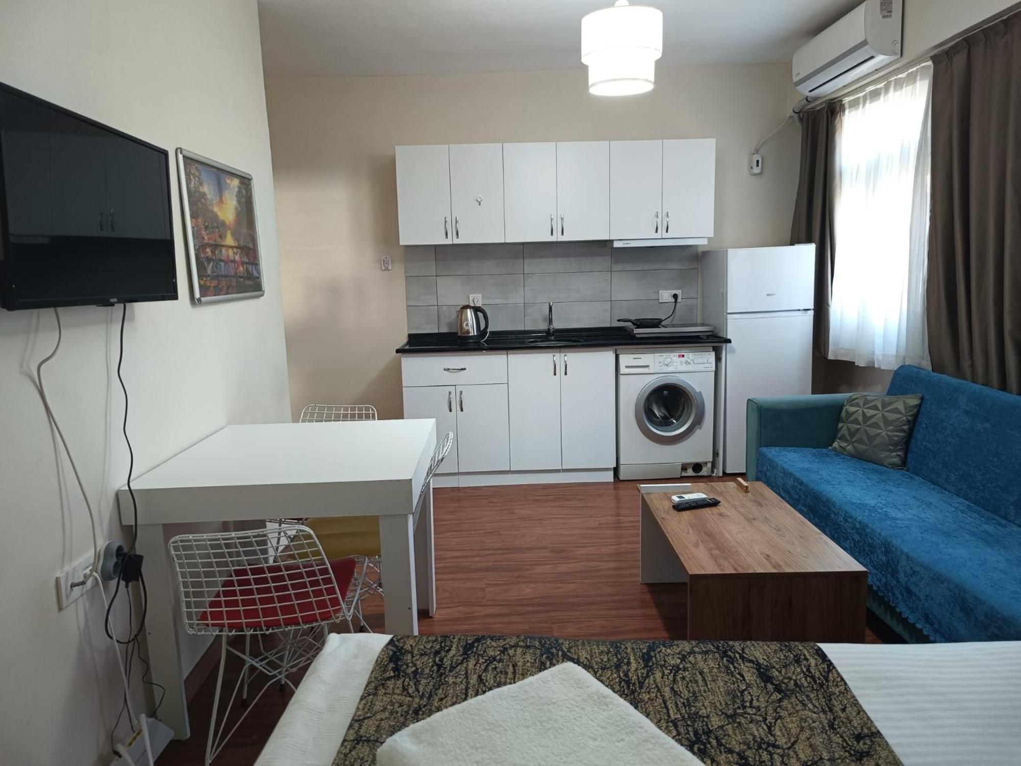 White Crown Apartman Ve Yasam Merkezi Istanbul Exterior foto